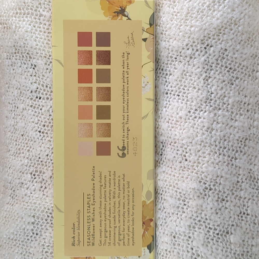 Laura Geller Seasonal Eyeshadow Palette in Wildflower Wishes, 14g/0.48oz - Picture 3 of 8